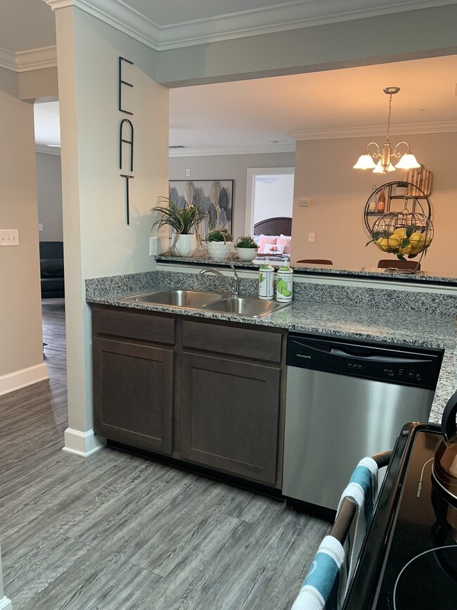 Boardwalk Place Apartments For Rent in Denham Springs, LA