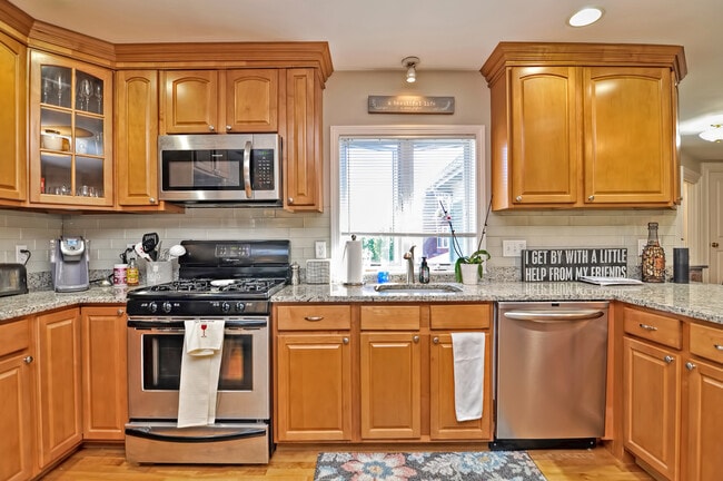 Photo - 40 Avon St Unit 2