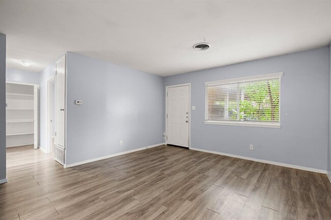 Photo - 2021 Wheless Ln