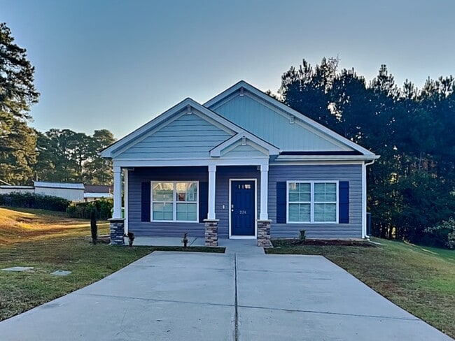 Building Photo - 224 St Andrews Pl Dr Rental