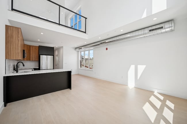 Building Photo - 1653 N 6th St Rental