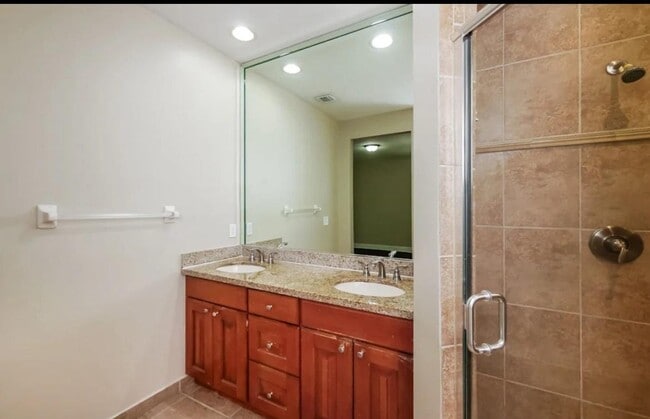 Photo - 3720 SW 69th Ave