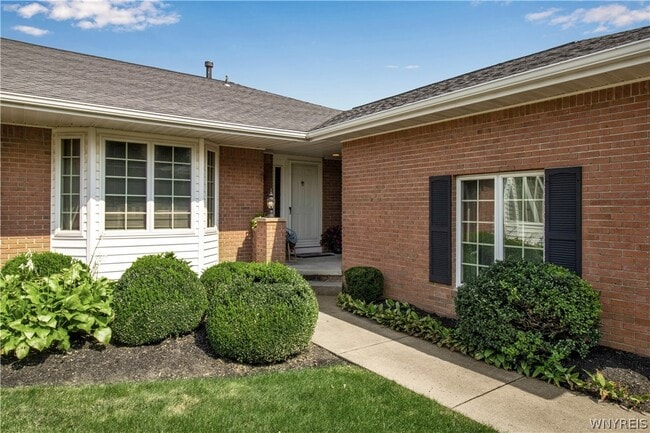 Photo - 6 St Charles Ct