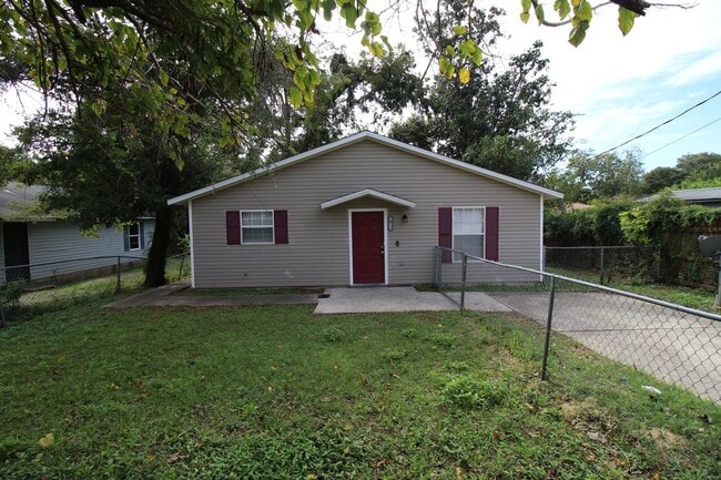 Photo - Remodeled 3BR/1BA Home – Fresh Paint, Upda...