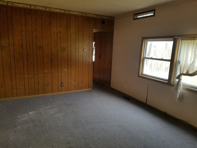 Photo - 1145 Hendersonville Rd