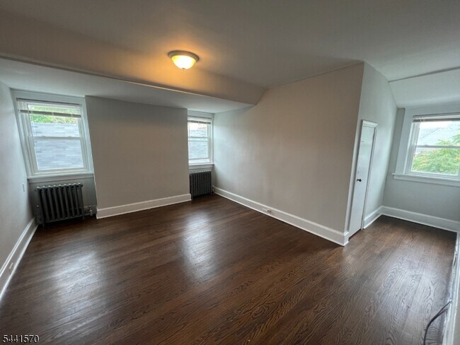 Photo - 206 Bellevue Ave Unit 3
