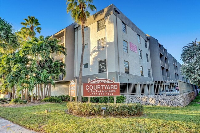 Photo - 1595 NE 135th St Unidad 339