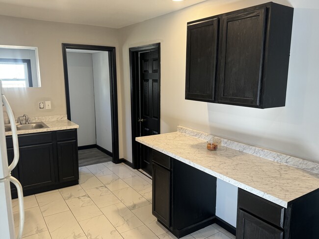 Photo - 1111 1/2 Carleton St