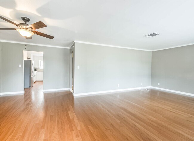 Photo - 4615 Braeburn Dr