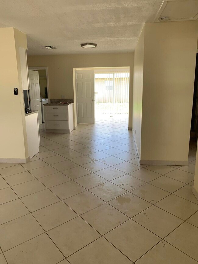 Photo - 2802 Regency Ct