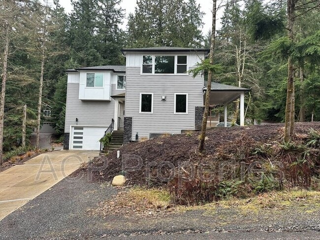 Photo - 8 Clematis Ln