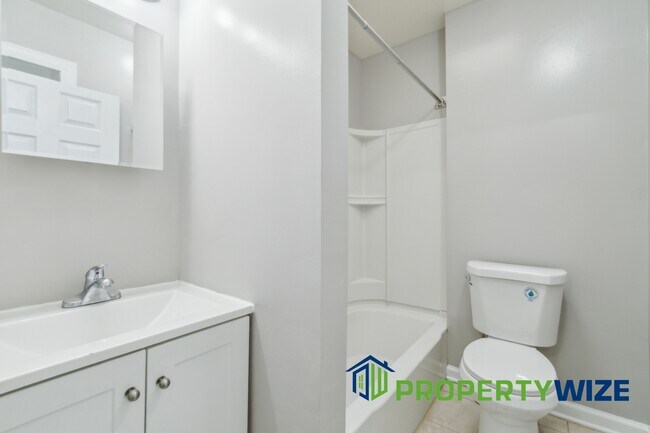 Photo - 3343 Avondale Ave Townhome