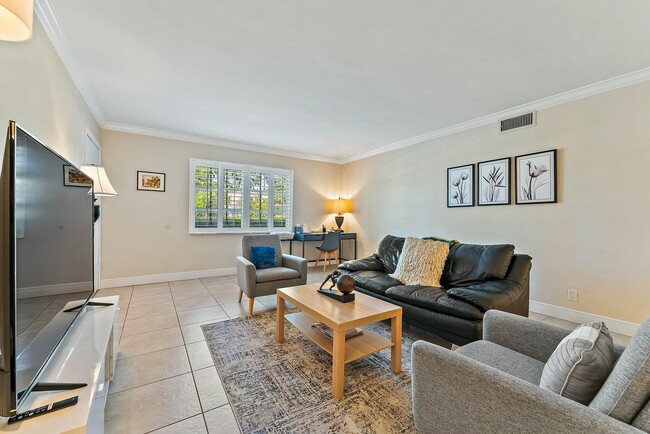 Photo - 3036 Park Ave