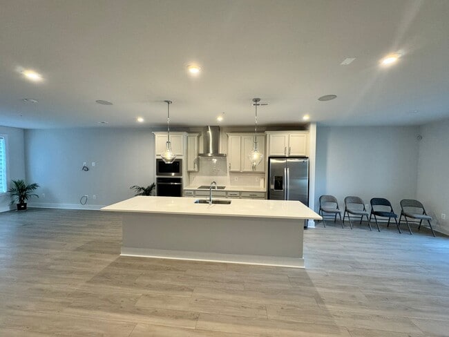 Photo - 1512 W Moore St