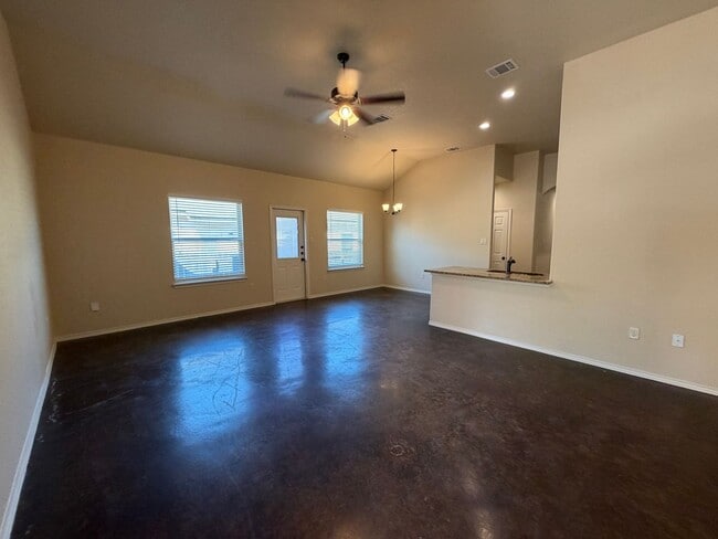 Photo - Beautiful Luxury Duplex in NBTX!