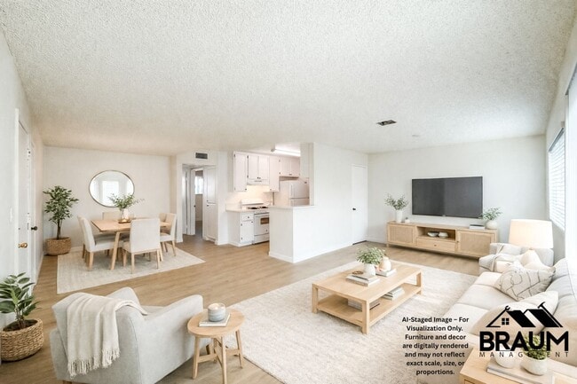 Photo - 14801 Delano St Unidad 9