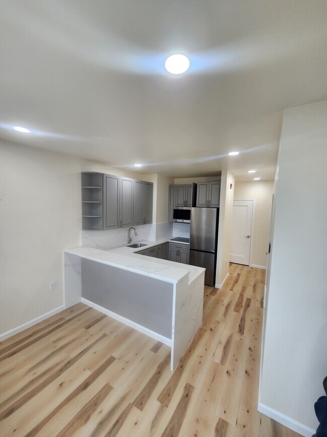 Photo - 4840 Old York Rd