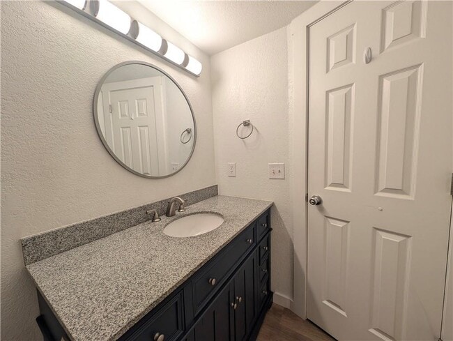 Photo - 904 N Cardinal Dr