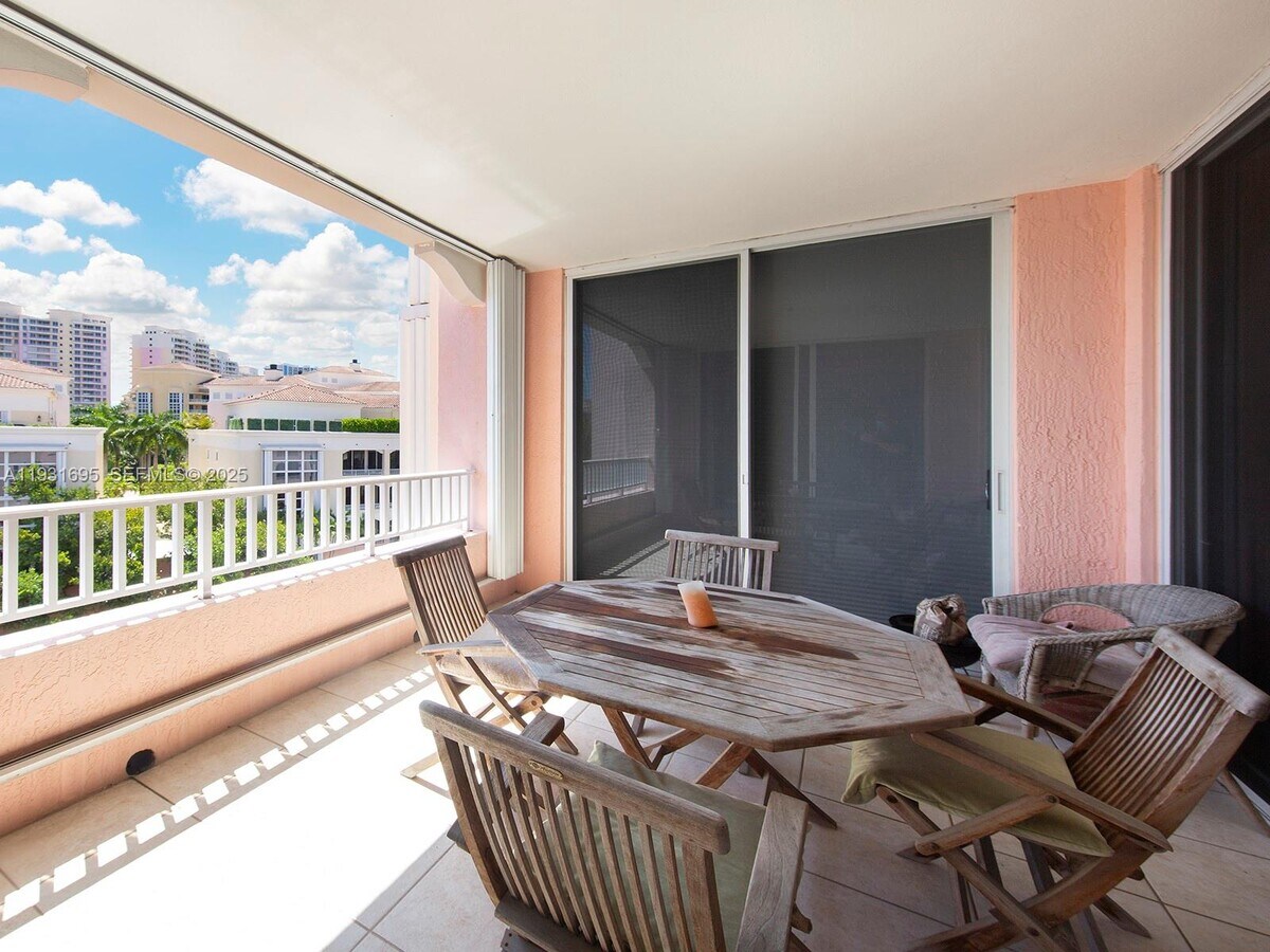 Photo - 735 Crandon Blvd Unidad 503