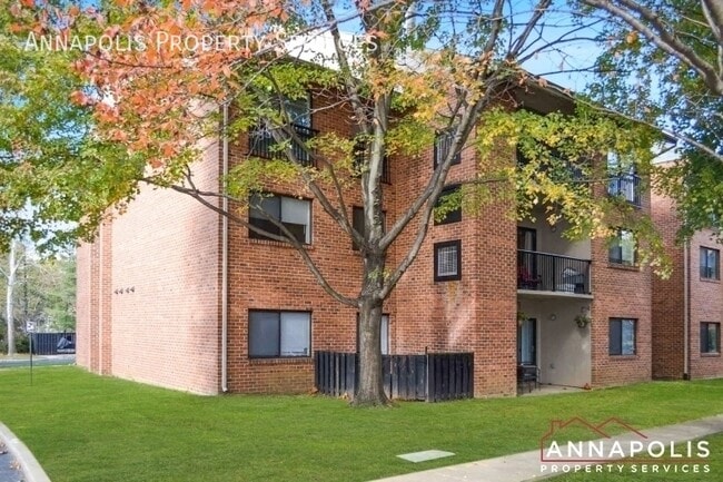 Building Photo - 1227 Gemini Dr Unit K