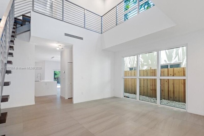 Photo - 3227 Day Ave