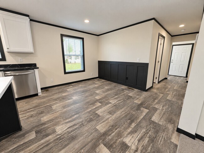2315 Ironwood Dr