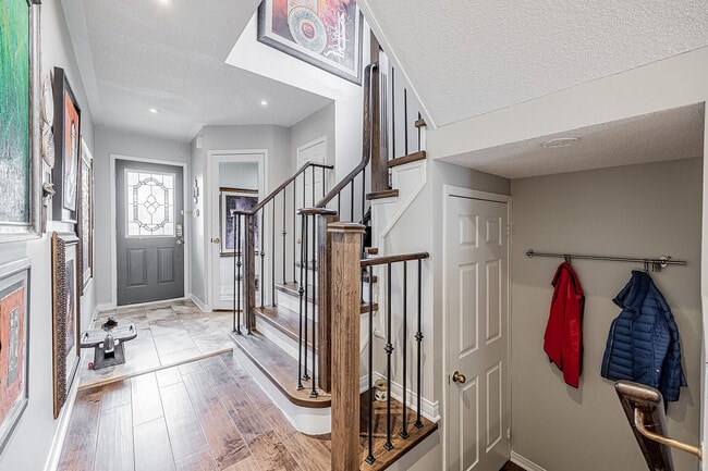 Photo - 5230 Glen Erin Dr