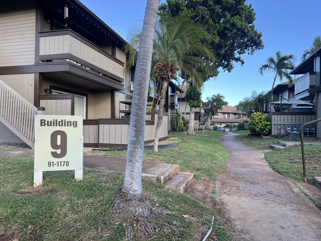 Building Photo - 91-1129-1170 Puamaeole St