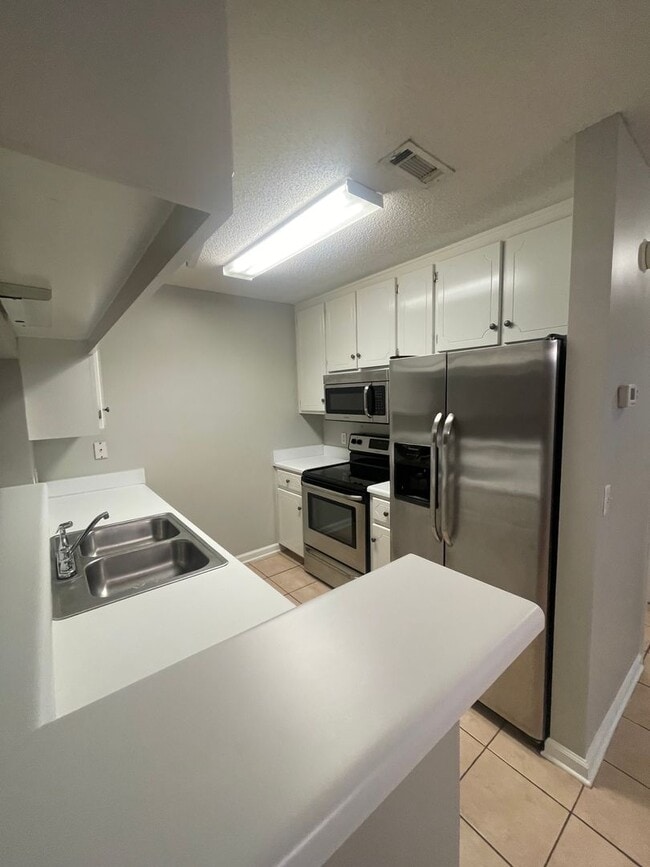 Photo - 152 Woodmere Dr