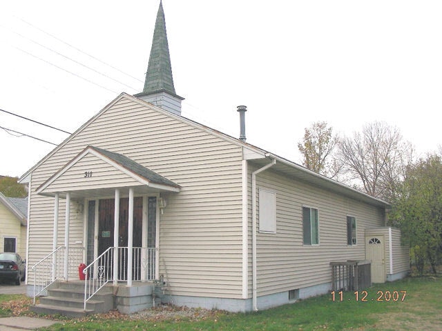 Photo - 311 Center St