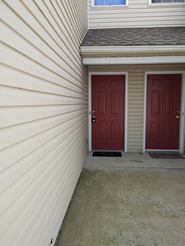 Photo - 3852 Ledyard St