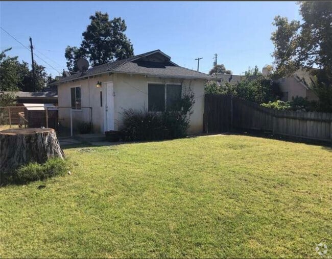 Building Photo - 1610 Rose Ave Rental