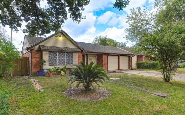 Photo - 518 Westshire Dr