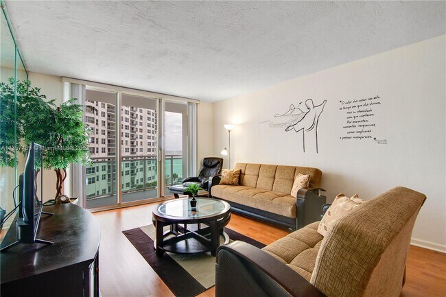 Photo - 3001 S Ocean Dr