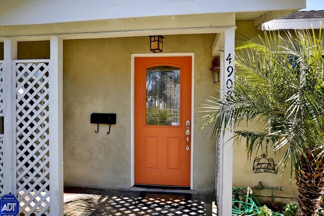Photo - Beautiful North Hollywood 3 Bedroom, 2 Bath Single Family Home  *** Non-Smoking***
