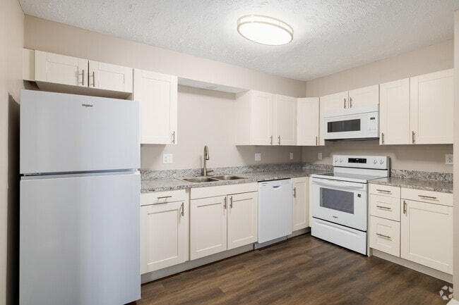 1BR, 1BA - 800SF - Kitchen - Cedar Heights