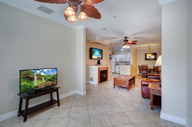 Photo - 2724 Via Murano Unit 610