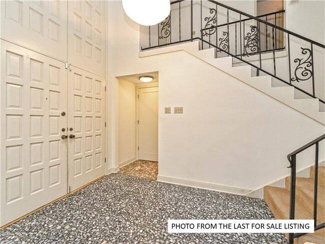 Photo - 12404 Deer Track