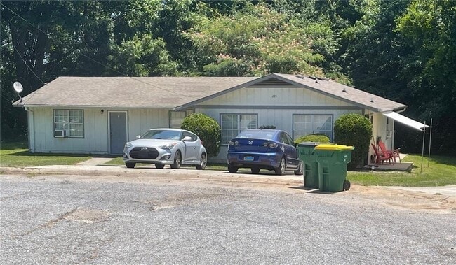 Building Photo - 205 Glenview Terrace Rental