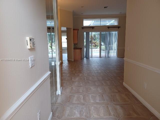 Photo - 6539 Stonehurst Cir