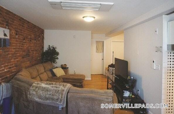 Photo - 164 Broadway Unit 3