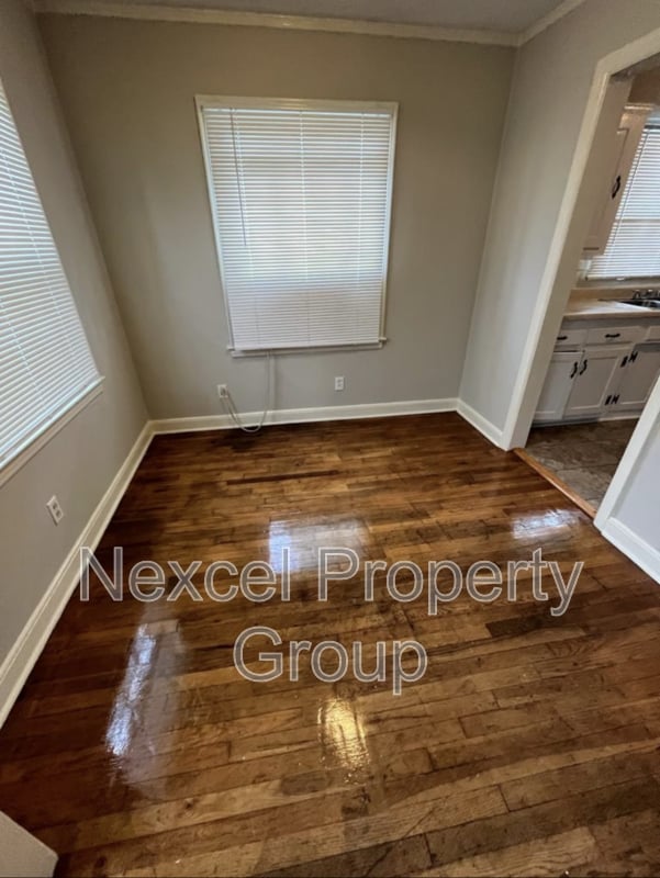 Photo - 4 N Holmes St