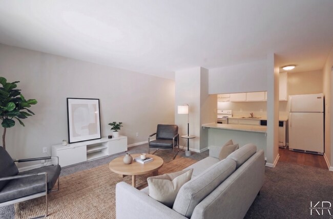 Modern Living in the Heart of Northlake