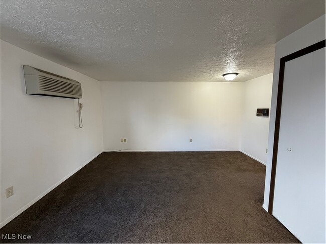 Photo - 4107 Orchard Dale Dr NW Unit 9