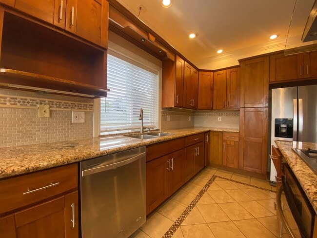 Photo - 3 bedroom Renton home with views!