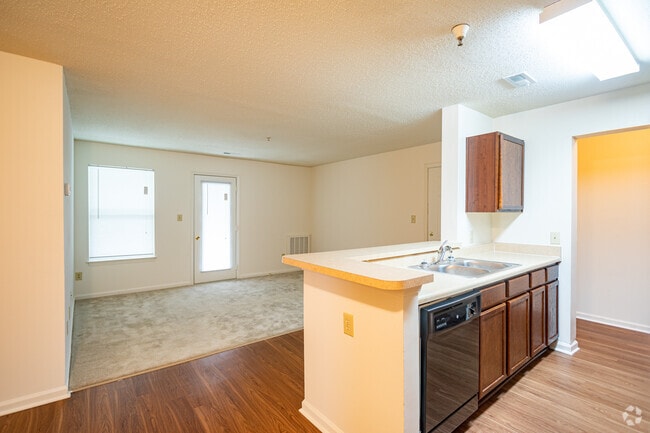3BR, 2BA