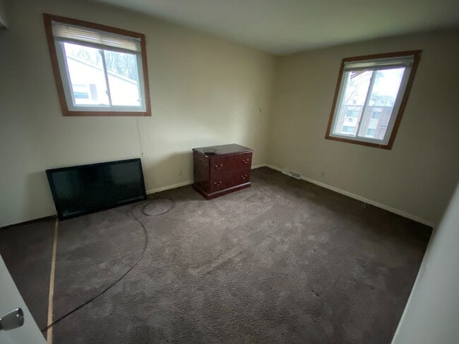 Photo - 906-908 Peterson Street Unit 906