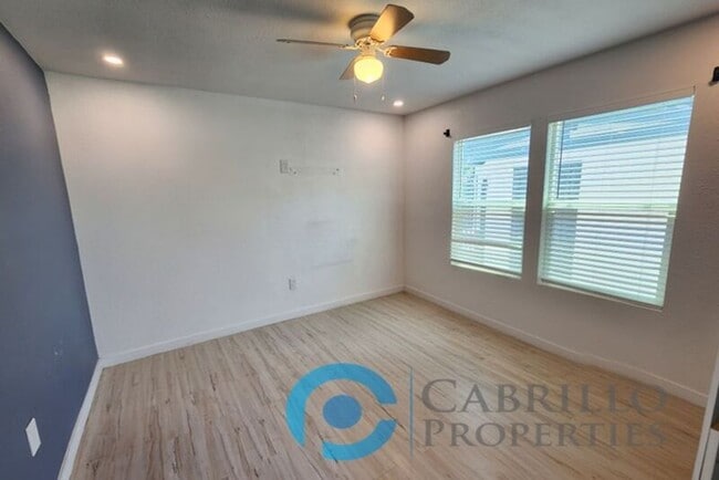 1307 Division St Unit AA