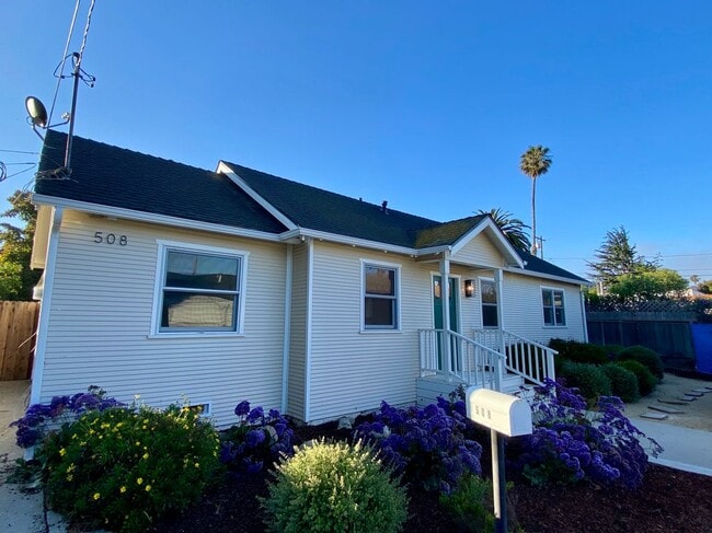 Photo - 508 Sheridan Way