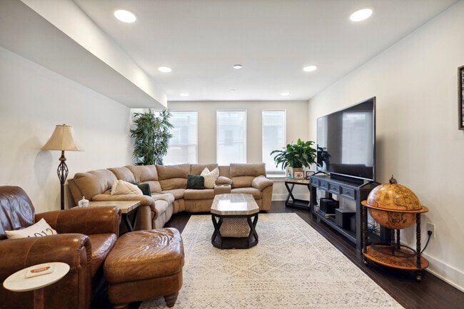 Photo - 1315 N 25th St Unit 1315 N 25th St #2